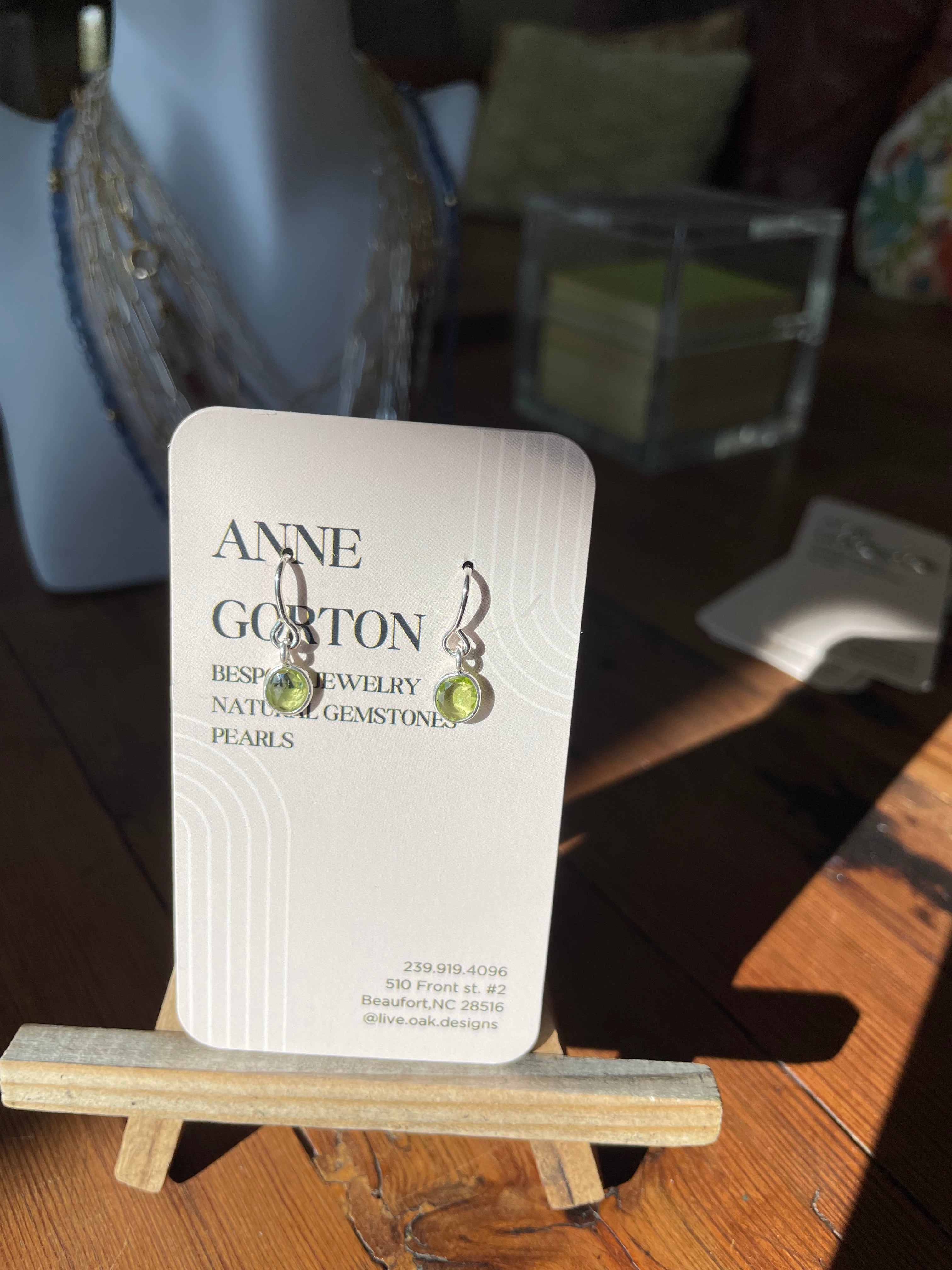 Green Clarity
Peridot Drop Earrings